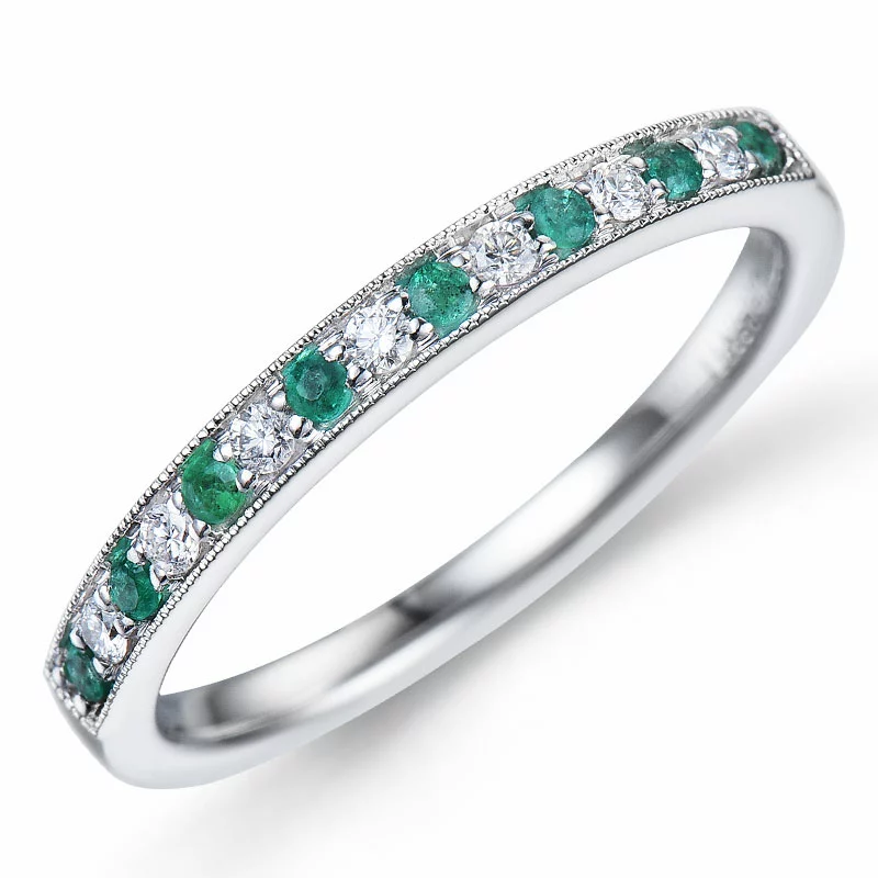 Smaragd Ring in 14 Karat Weißgold 0,08 ct 0,10 ct - Memoirering mit Smaragd - Sparen Sie bis zu 70 % auf Ringe
