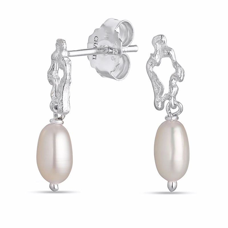 Perle Ohrringe in Silber - Lumé Etched - Weiße Ohrringe - Bestellen Sie online Ohrringe in Weiß
