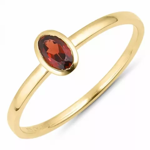 ovaler rotem Granat Ring aus 9 Karat Gold