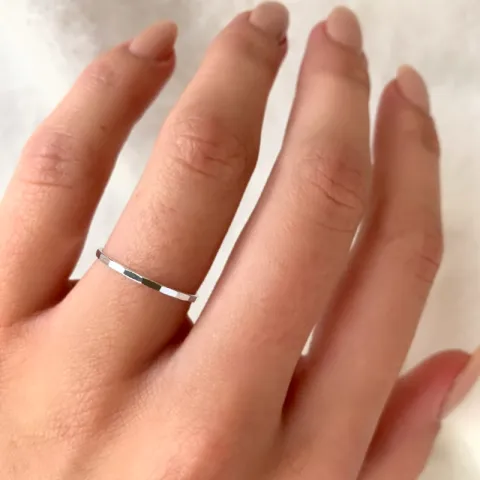 Eng Simple Rings Ring in Silber