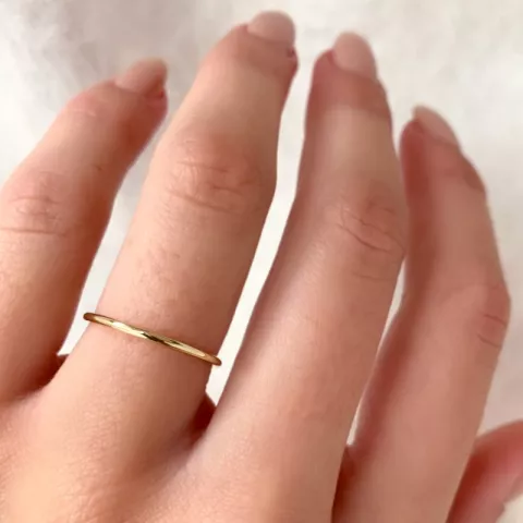 Simple Rings Ring in 9 Karat Gold