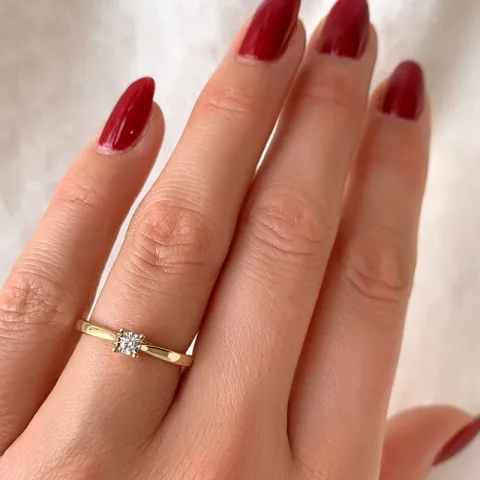 Diamant Solitärring in 14 Karat Gold 0,051 ct