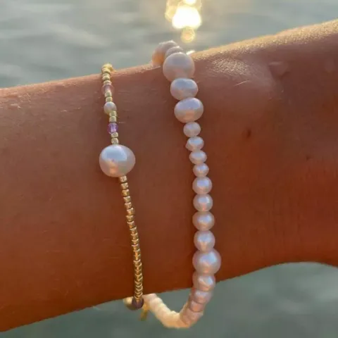 Hultquist Maya Perle Armband in vergoldetem Sterlingsilber farbigem Schmuckstein
