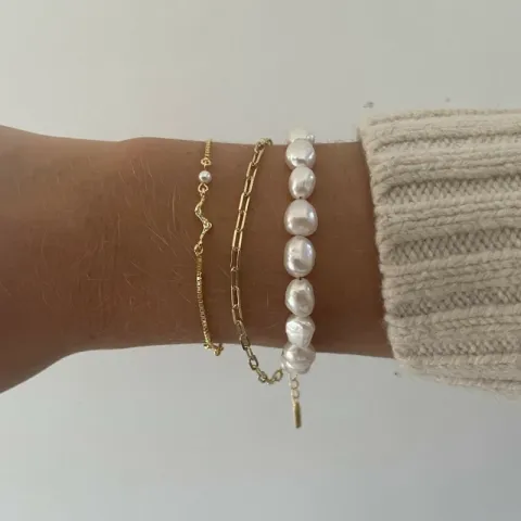 Nava Kaito Perle Armband in vergoldetem Sterlingsilber