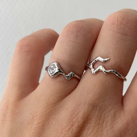 Nava Elora justierbar Ring in Silber