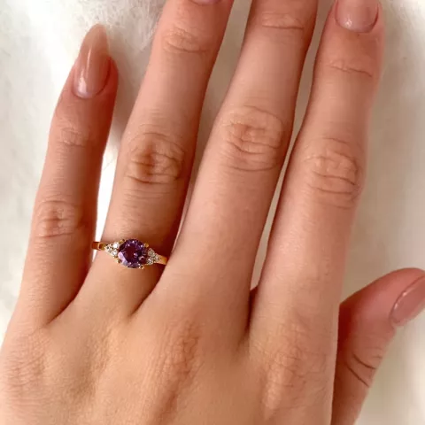 abstraktem violettem Amethyst Ring aus 9 Karat Gold