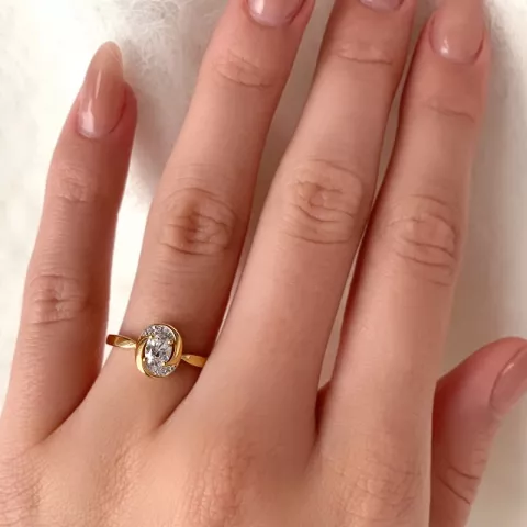 ovaler weißem Zirkon Ring aus 9 Karat Gold mit Rhodium