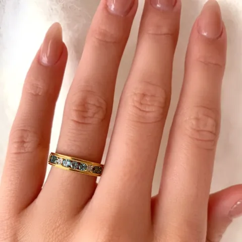 Blauem Topas Ring aus 8 Karat Gold