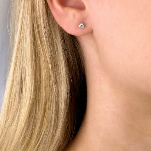 2 x 0,10 ct Diamant Solitärohrstecker in 14 Karat Weißgold mit Diamant