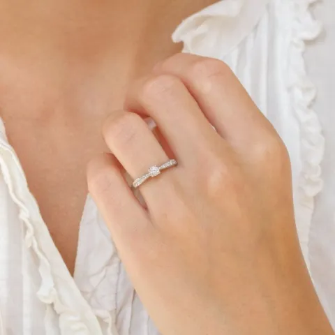 Diamantring in 14 karat weißgold 0,18 ct 0,14 ct