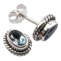 ovalen Ohrstecker in rhodiniertem Silber