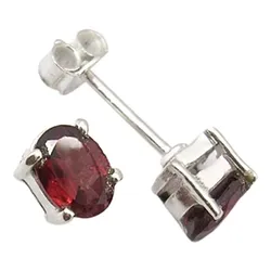 Ovalen Granat Ohrstecker in Silber
