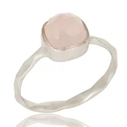 Viereckigem rosa Ring aus Silber
