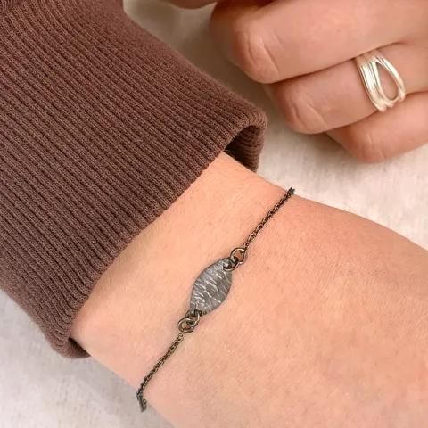 Armband aus Silber und Anhänger aus Silber