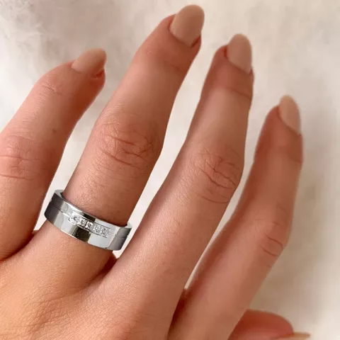 Runder Zirkon Ring aus rhodiniertem Silber
