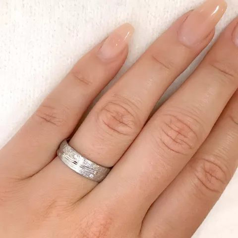 sandgestrahlter Zirkon Ring aus rhodiniertem Silber
