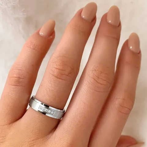 Ring aus rhodiniertem Silber