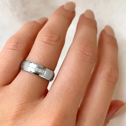 Elegant Ring aus rhodiniertem Silber