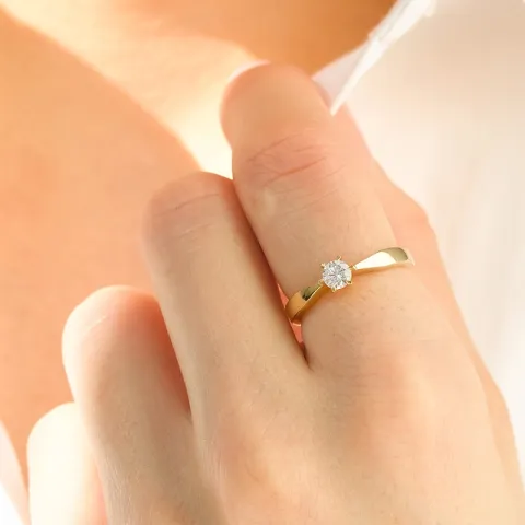 4,7 mm Zirkon Solitärring aus 9 Karat Gold