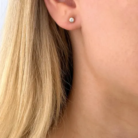 2 x 0,10 ct Solitärohrstecker in 14 Karat Gold mit Diamant