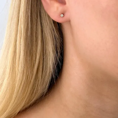 2 x 0,05 ct Diamant Gold Solitärohrstecker in 14 Karat Gold mit Diamant