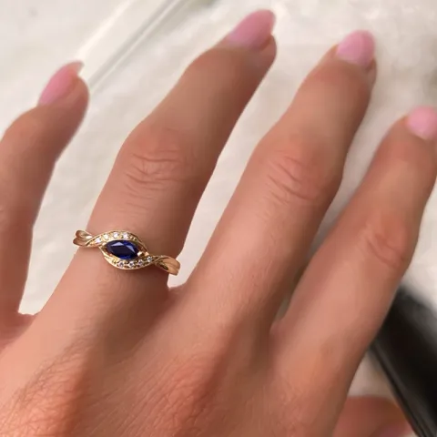 ovaler blauem Saphir Gold Ring in 14 Karat Gold 0,04 ct
