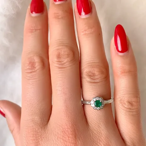 Smaragd Ring in 14 Karat Weißgold 0,14 ct