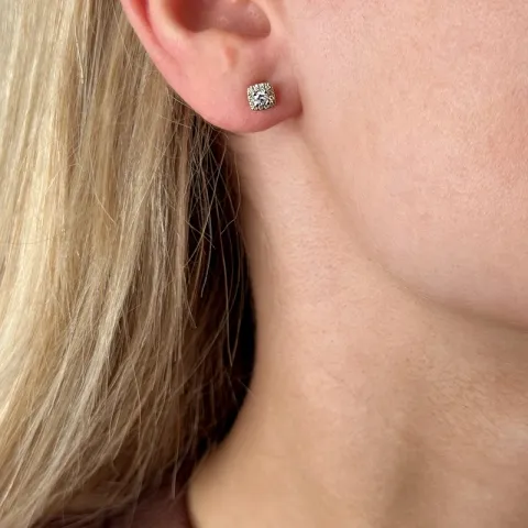 viereckigem Diamant Ohrstecker in 14 Karat Gold mit Diamant