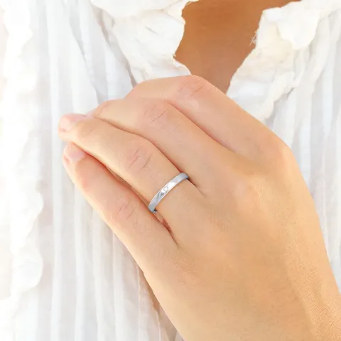 3 mm trauringe aus 14 Karat Weißgold 0,02 ct - set