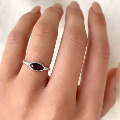 ovaler Bernstein Ring aus Silber