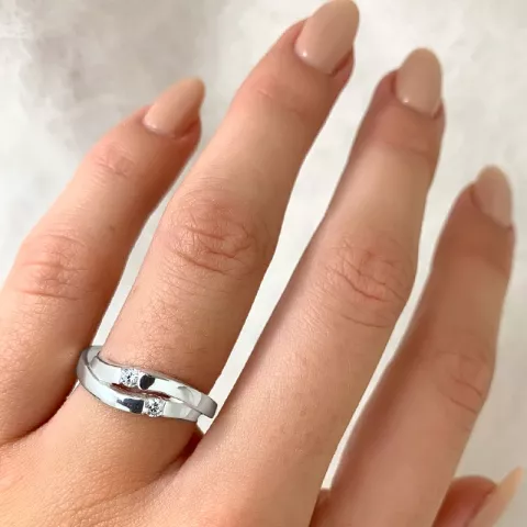 abstraktem Ring aus Silber