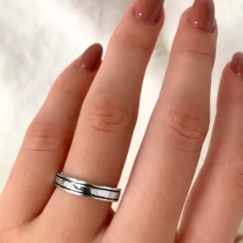 Einfacher ring aus silber