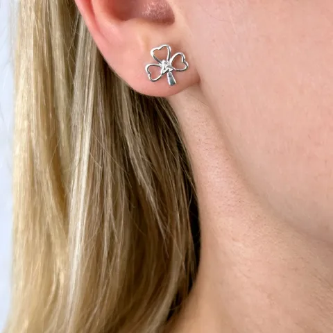 Schmuck: Dreiblättriges Kleeblatt Ohrstecker in Silber