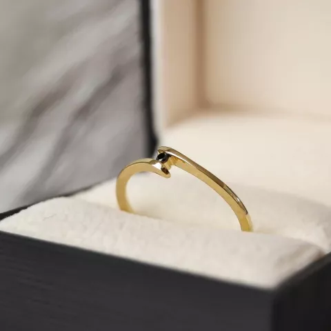 schwarz Diamant Ring in 9 Karat Gold 0,02 ct