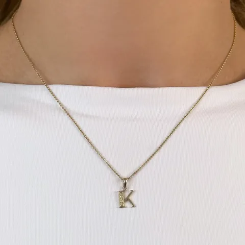 Buchstab k diamantanhänger in 9 karat gold 0,02 ct