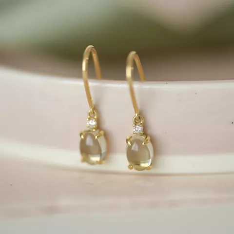 ovalen grünen Amethyst Diamantohrringe in 9 Karat Gold mit Diamant und Amethyst 