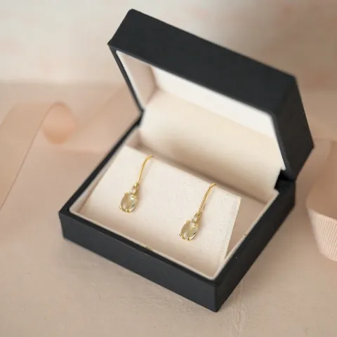 ovalen grünen Amethyst Diamantohrringe in 9 Karat Gold mit Diamant und Amethyst