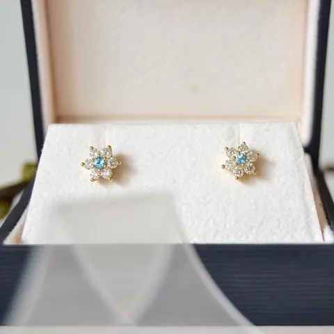 Blumen Topas Diamantohrringe in 9 Karat Gold mit Diamant und Topas
