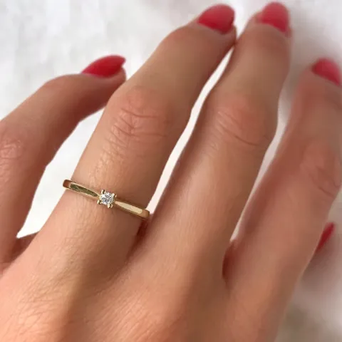 Kampagne - Diamant Solitärring in 14 Karat Gold 0,05 ct