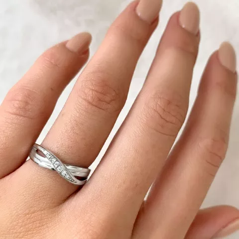 Elegant gewunden zirkon ring aus silber