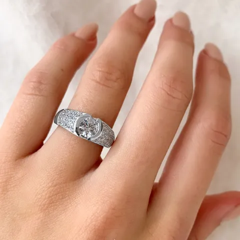 weißem Zirkon Ring aus Silber