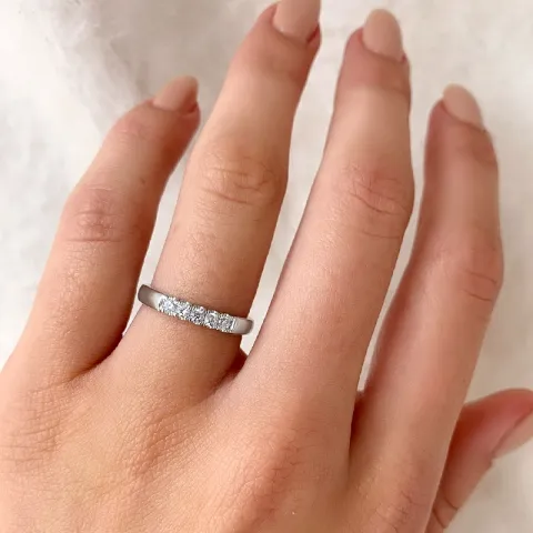 Bezaubernd weißem zirkon ring aus silber