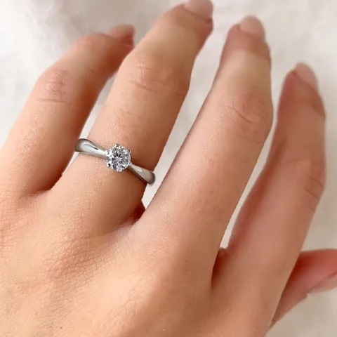 Elegant weißem zirkon ring aus silber