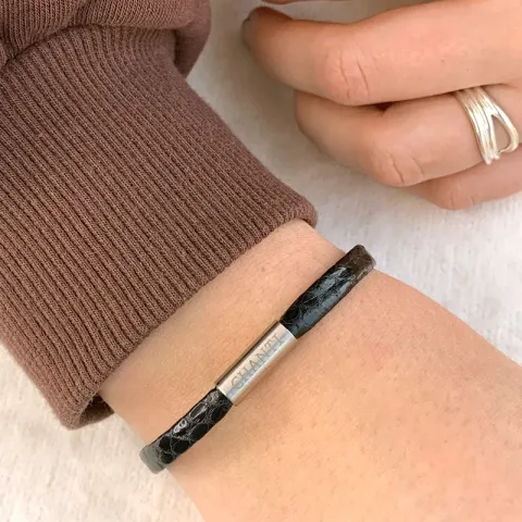 Flach schwarzem schlangenarmband aus leder mit stahl x 6 mm