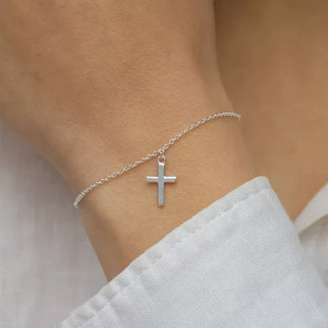 Kreuz Armband aus Silber
