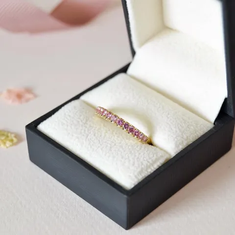 pink Saphir Memoirering in 14 Karat Gold 0,71 ct