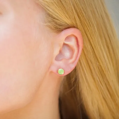 6,5 mm prehnite Ohrstecker in vergoldetem Silber