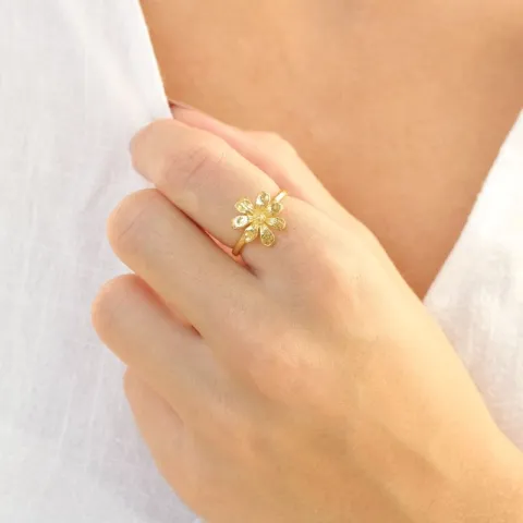 Blumen Ring aus vergoldetes Messing - Eliné