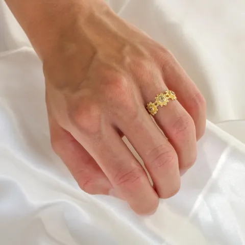 Sonne Gelb Bergkristall Ring aus vergoldetes Messing - Eliné