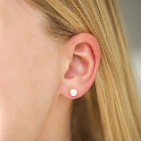 5 mm Perle Ohrstecker in vergoldetes Messing - Eliné